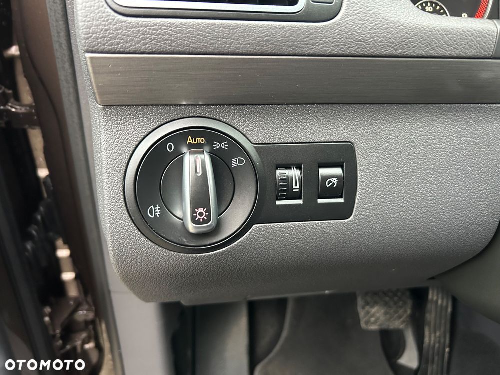 Volkswagen Touran 1.4 TSI Comfortline DSG - 33