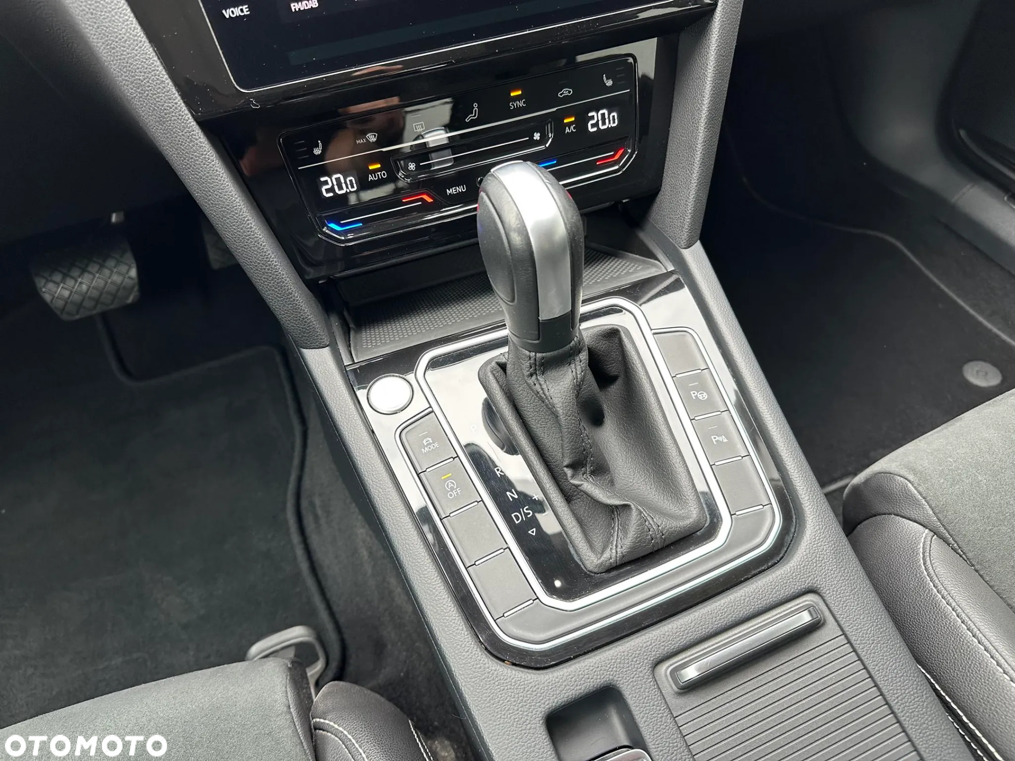 Volkswagen Passat 1.5 TSI EVO Elegance DSG - 13