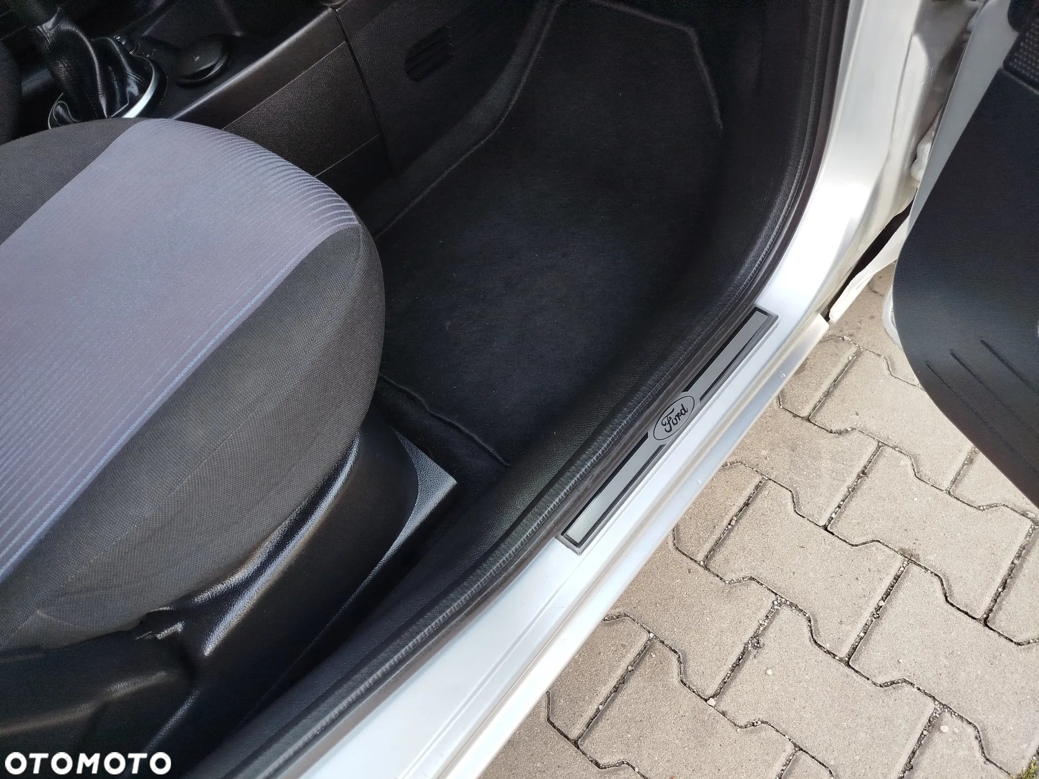 Ford Fusion 1.6 Elegance - 23