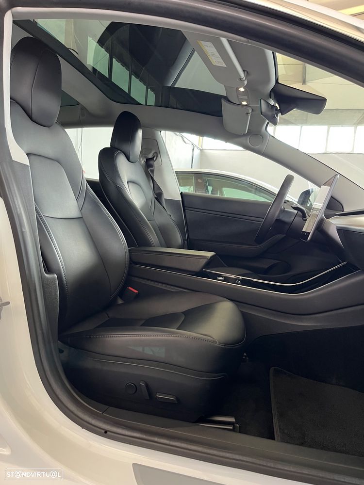 Tesla Model 3 Standard Range Plus RWD - 4
