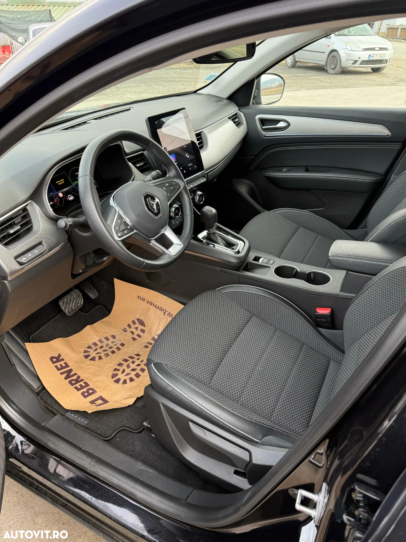 Renault Arkana E-TECH Hybrid 145 E-Tech Engineered - 28
