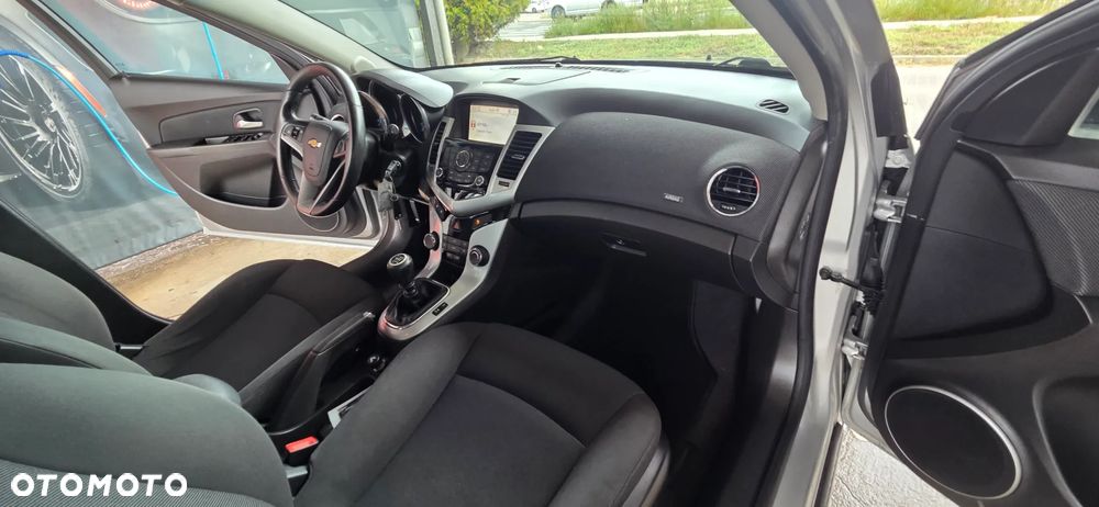 Chevrolet Cruze 1.7TD LT+ - 36