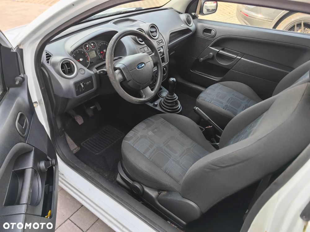 Ford Fiesta 1.4 TDCI - 6