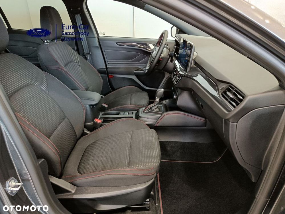 Ford Focus 1.0 EcoBoost mHEV ST-Line X - 12