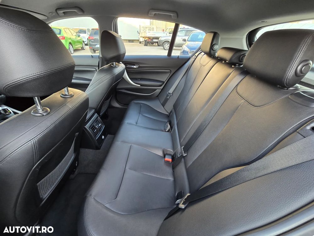BMW Seria 1 120i Aut. M Sport - 14