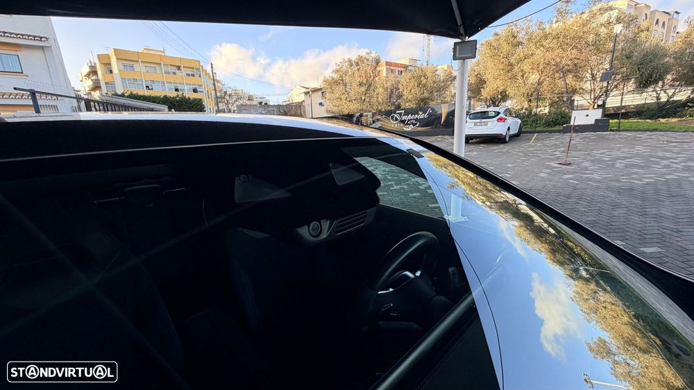 Mercedes-Benz CLA 250 e AMG Line - 18