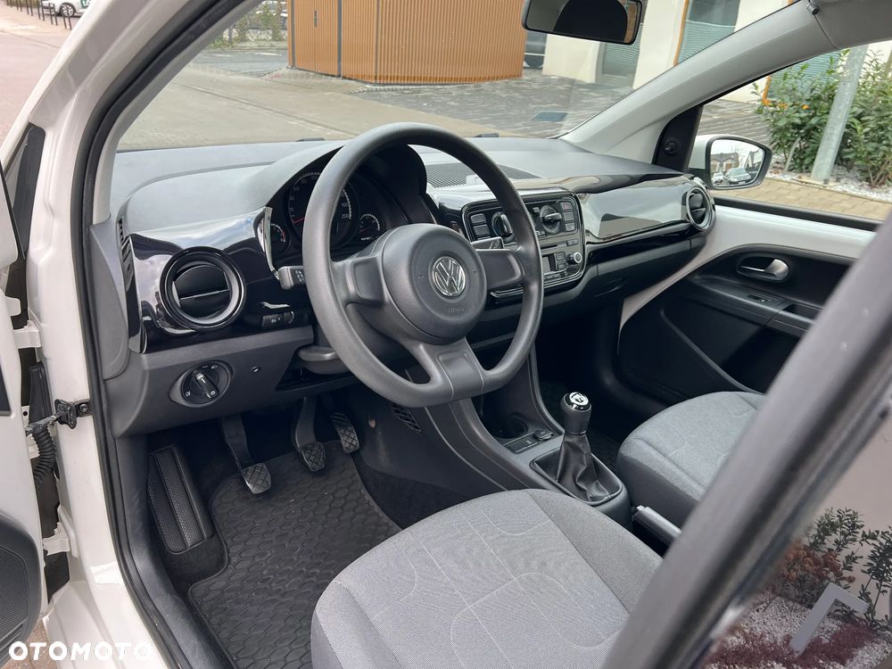 Volkswagen up! - 8