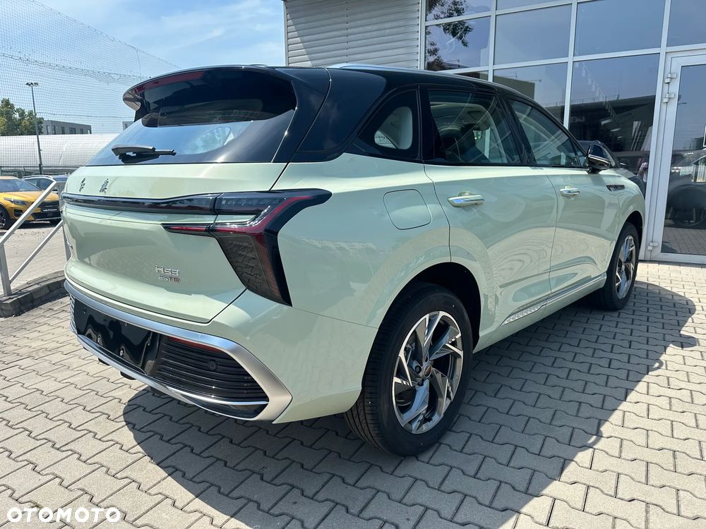 Hongqi HS3 - 4
