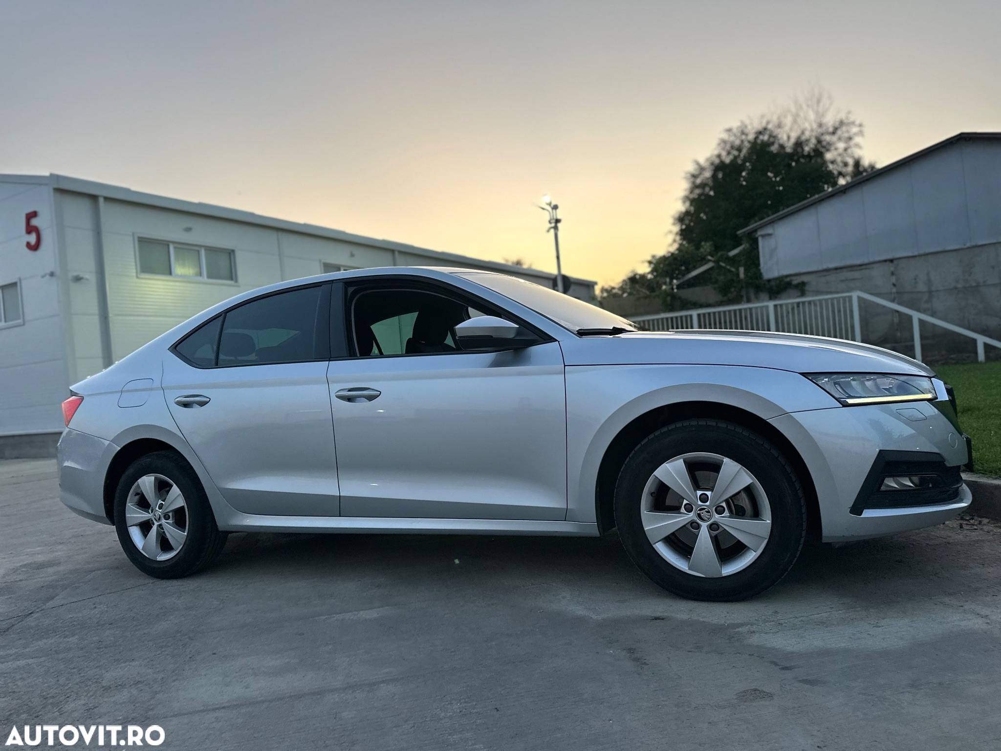 Skoda Octavia 1.5 TSI Ambition - 15