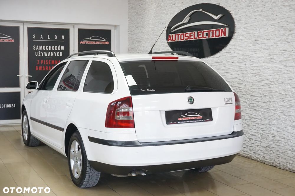 Skoda Octavia 1.9 TDI DSG Elegance - 6