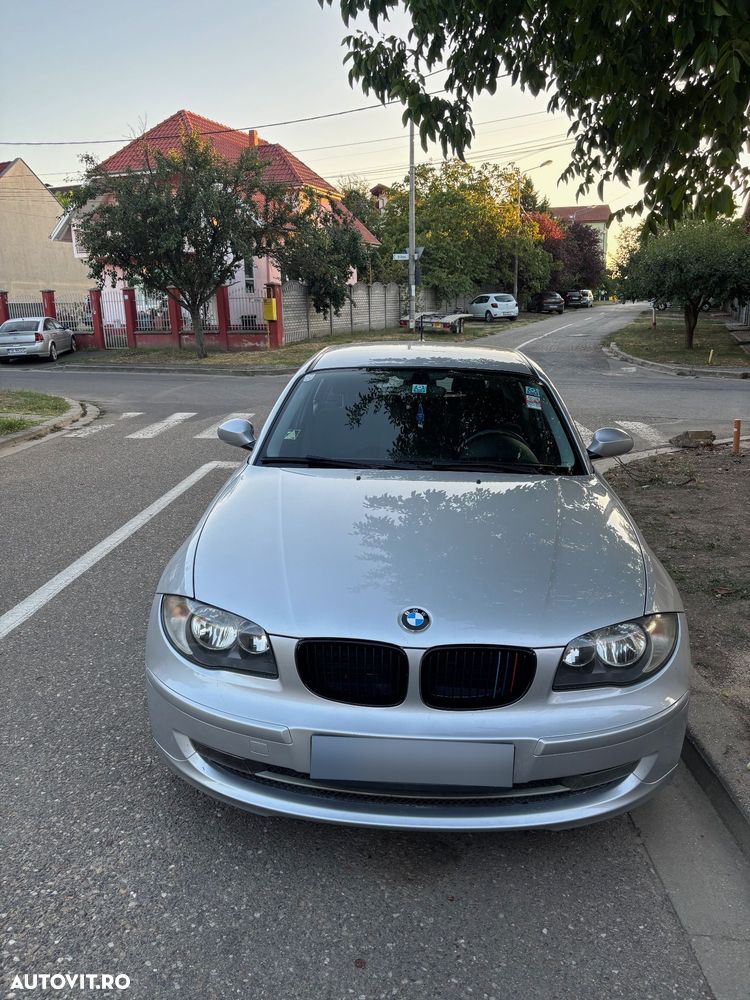 BMW Seria 1 118d DPF - 11