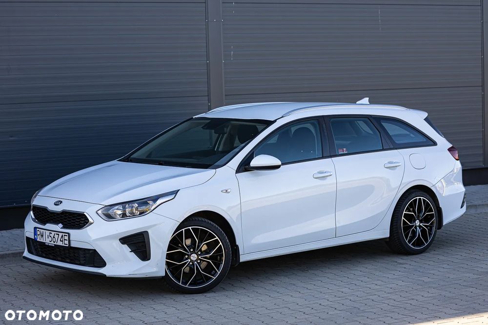 Kia Ceed 1.6 CRDi SCR GT-Line - 6