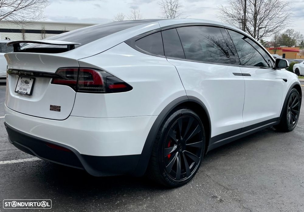 Tesla Model X Plaid AWD - 15