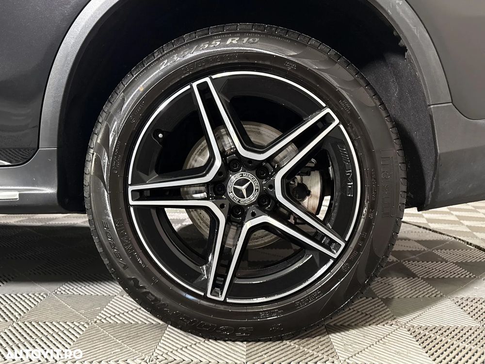 Mercedes-Benz GLC - 14