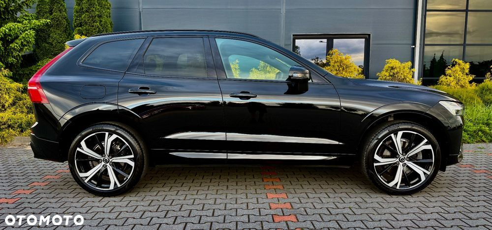 Volvo XC 60 B4 B Plus Dark - 11