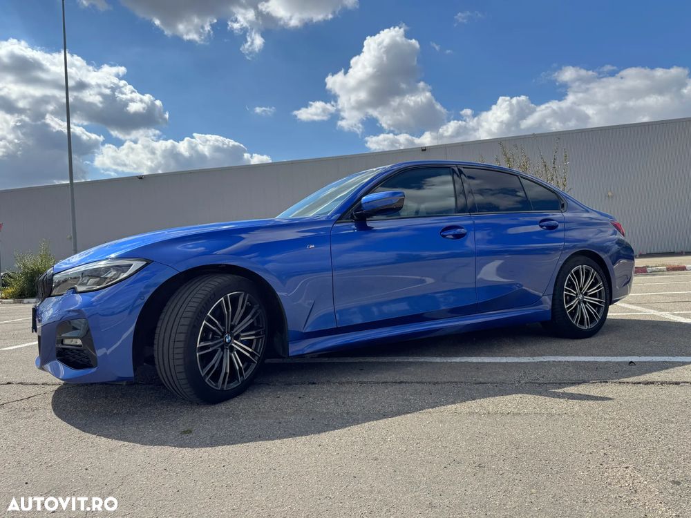 BMW Seria 3 330i AT M Sport - 9