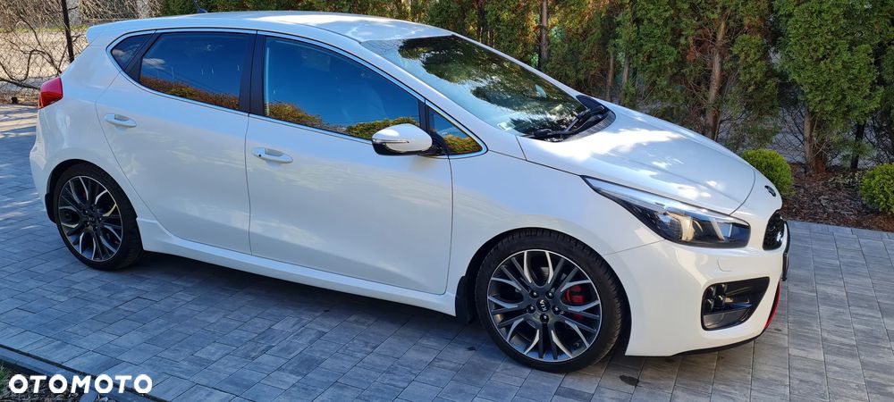 Kia Ceed 1.6 T-GDI GT L - 1