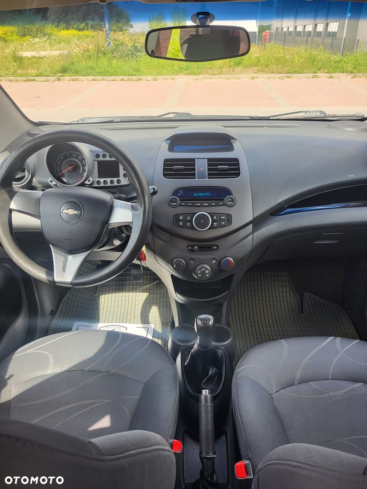 Chevrolet Spark 1.0 Base+ - 24