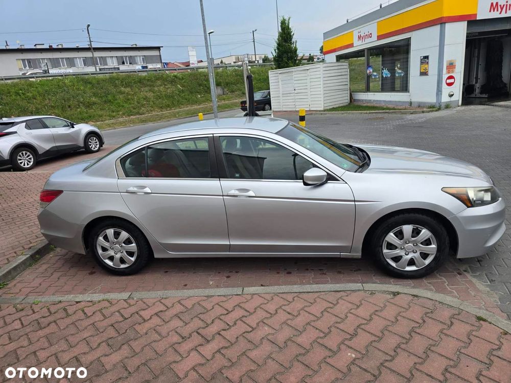 Honda Accord - 1