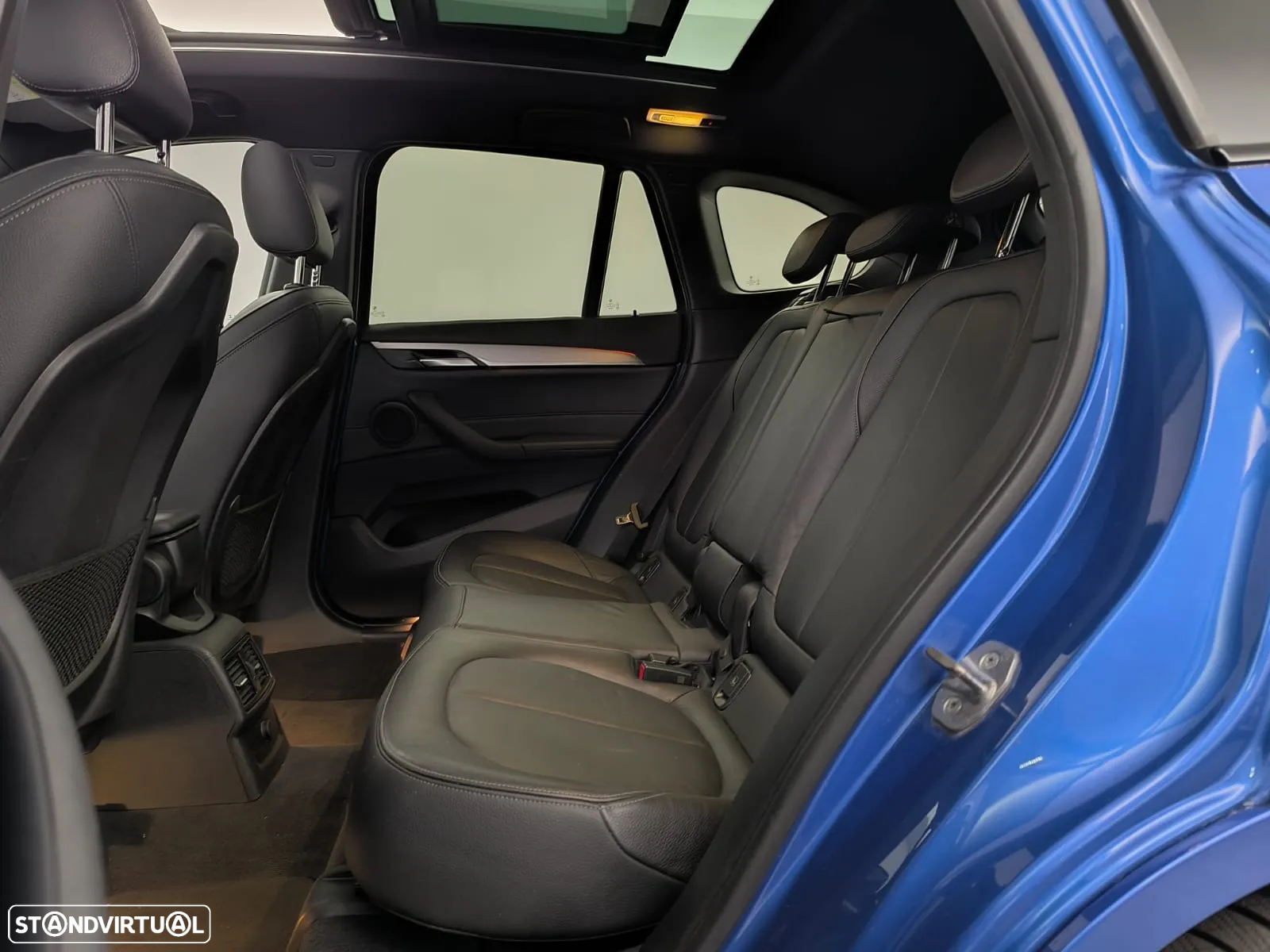 BMW X1 20 d sDrive Auto Pack M - 29