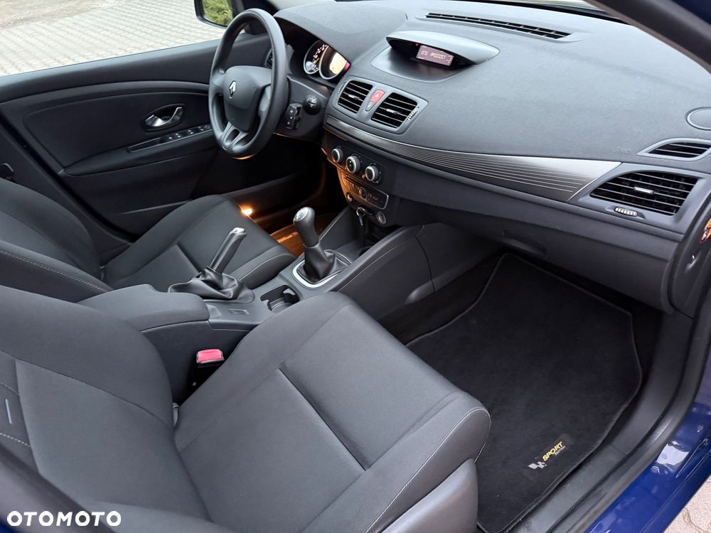 Renault Megane 1.6 16V 100 Expression - 12