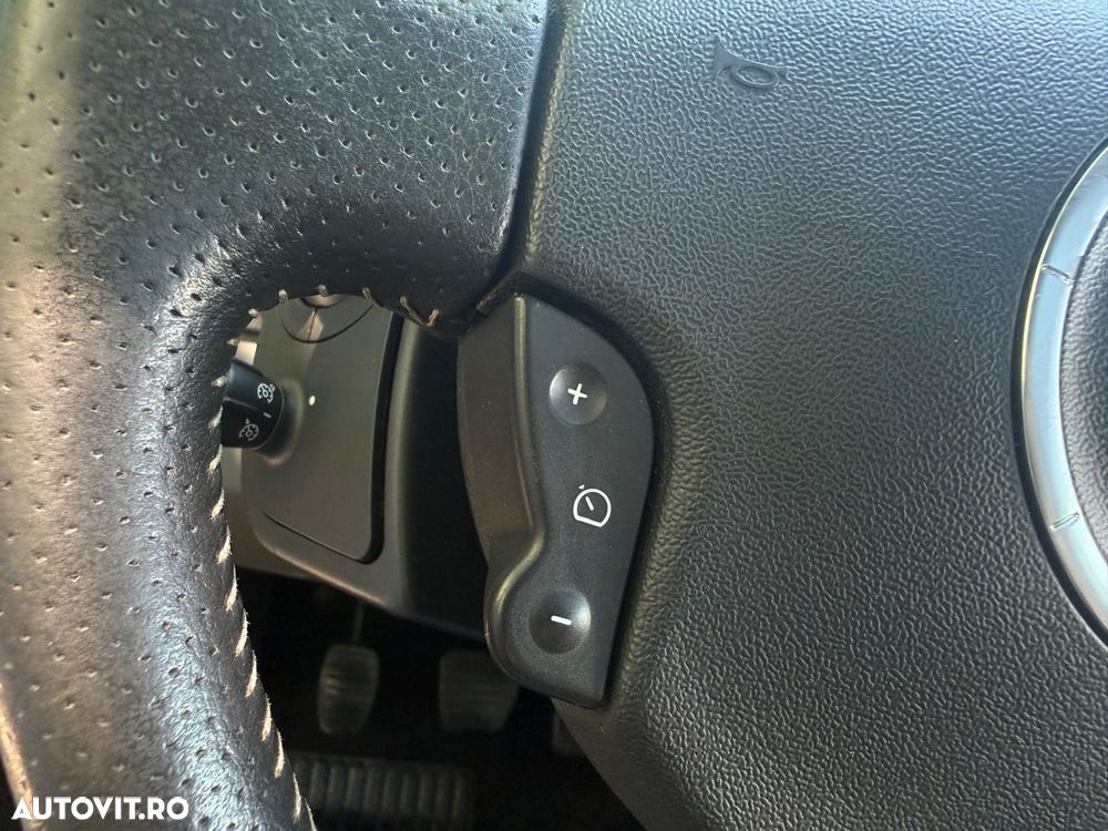 Renault Scenic - 11