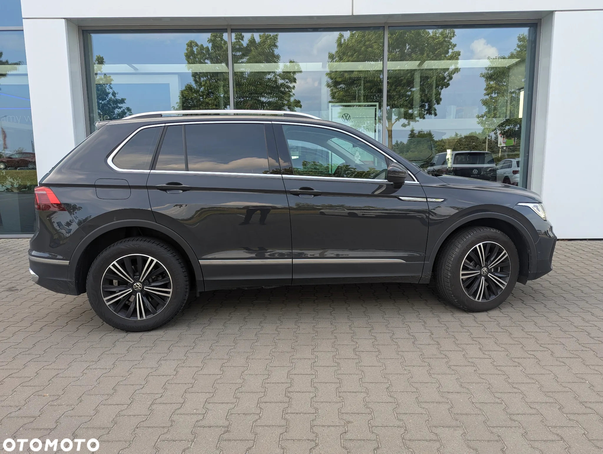 Volkswagen Tiguan 2.0 TSI 4Mot Elegance DSG - 6