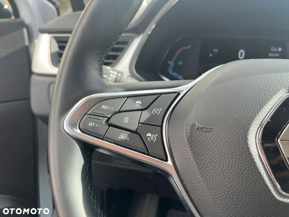 Renault Captur - 27