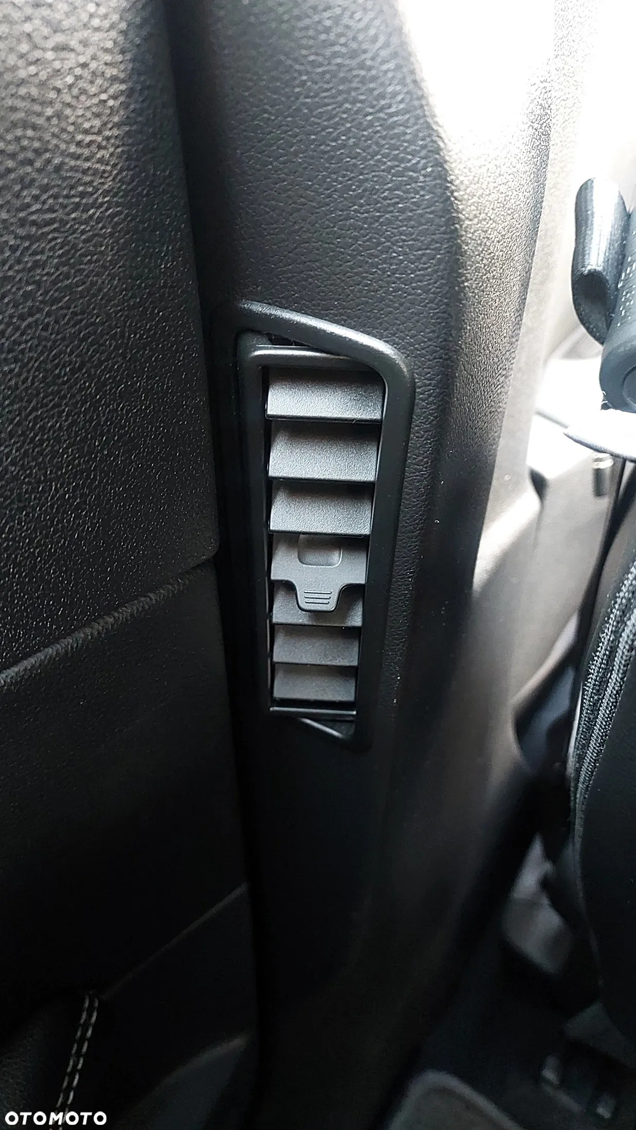 Renault Scenic 1.2 TCe Energy Life EU6 - 23