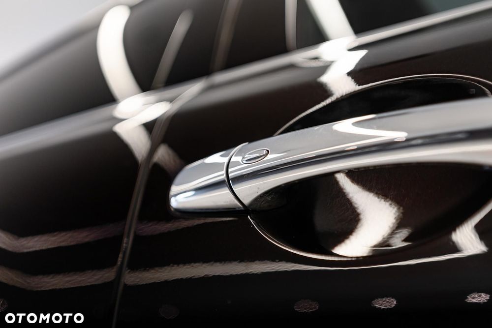 Infiniti QX70 - 36