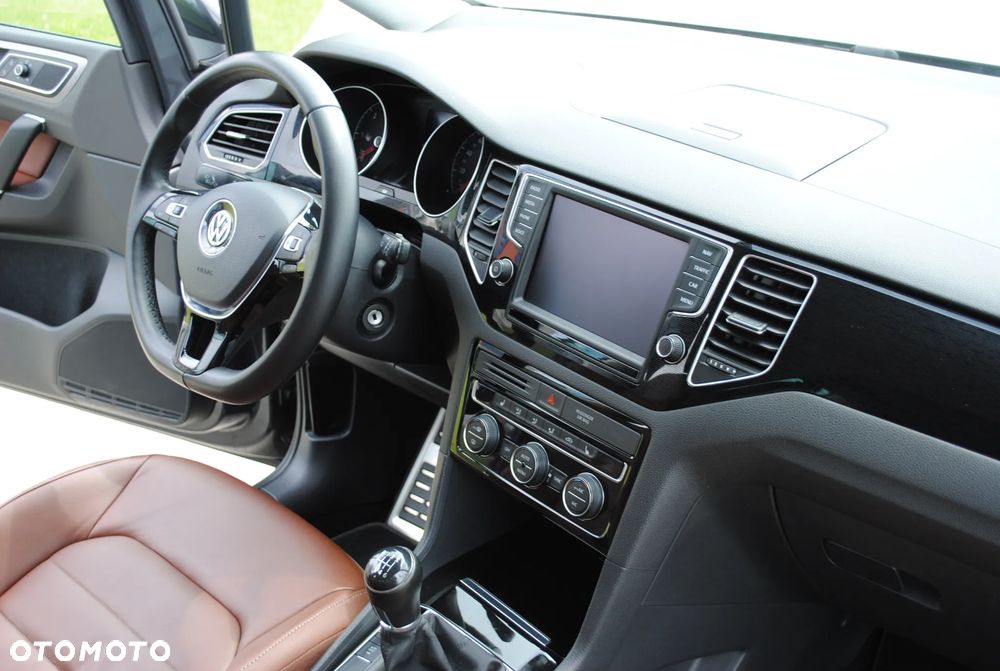 Volkswagen Golf Sportsvan 2.0 TDI (BlueMotion Technology) Sound - 28