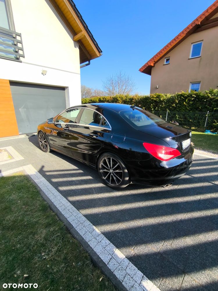 Mercedes-Benz CLA 180 - 3
