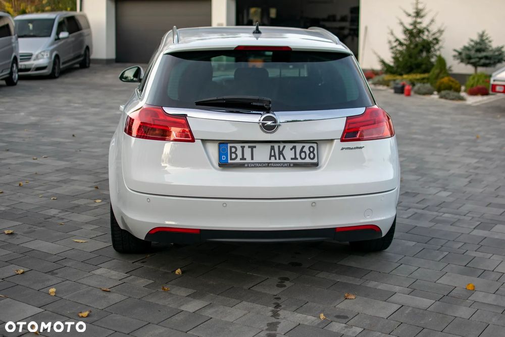 Opel Insignia - 21