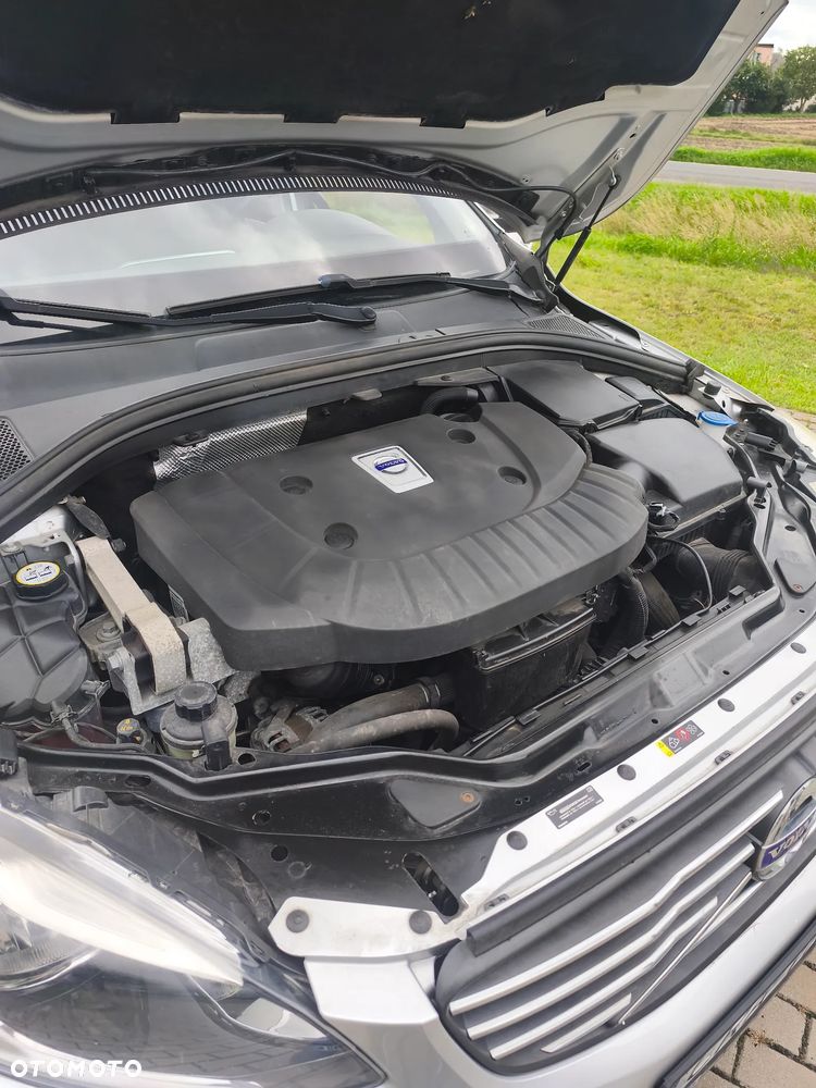 Volvo XC 60 D3 R-Design - 11