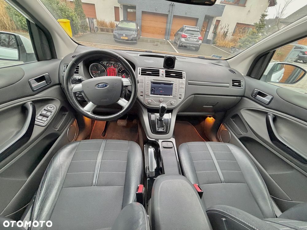 Ford Kuga 2.0 TDCi 4x4 Titanium - 13