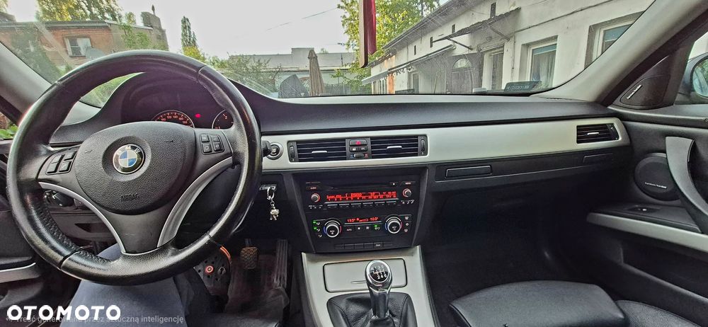 BMW Seria 3 - 18