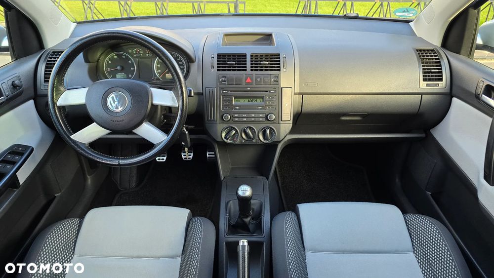 Volkswagen Polo Cross - 13