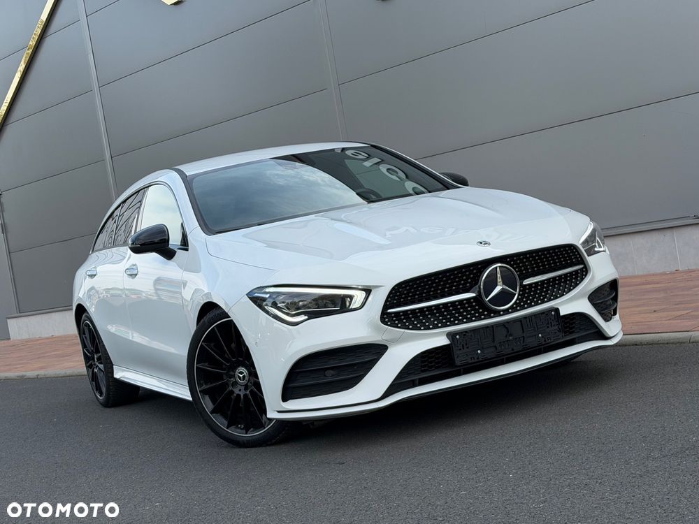Mercedes-Benz CLA 200 7G-DCT AMG Line - 1