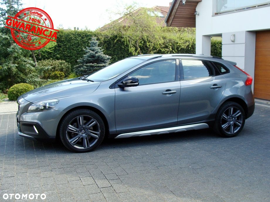 Volvo V40 Cross Country D2 Geartronic Momentum - 9