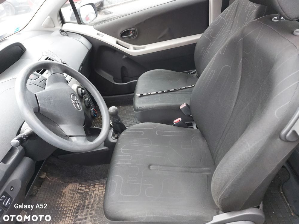 Zderzak TOYOTA YARIS 2 LIFT 1,0B 09R. maska,lampy,drzwi,klapa..... - 6