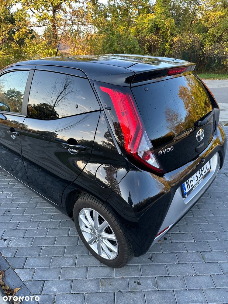 Toyota Aygo x.shift x-play connect - 14