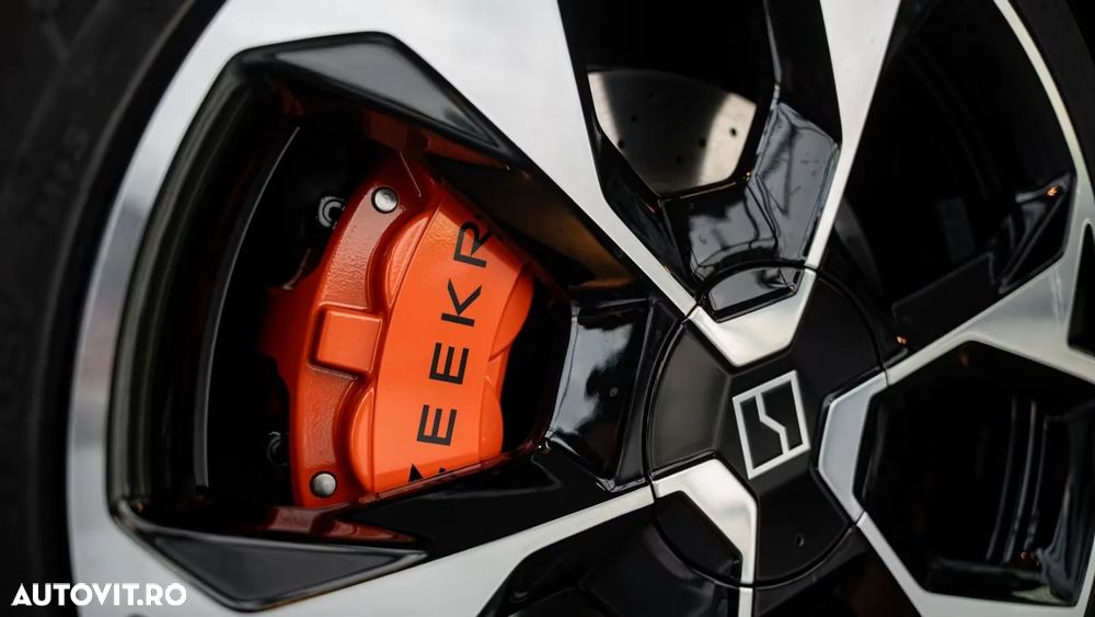 Zeekr X - 24