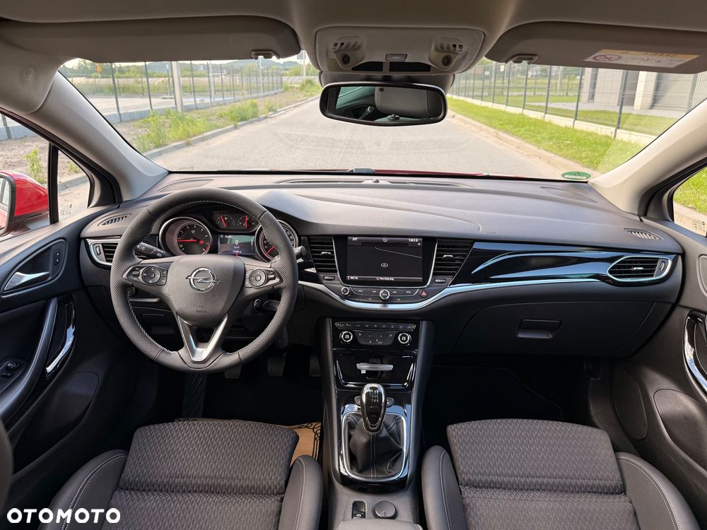 Opel Astra 1.4 Turbo Innovation - 24