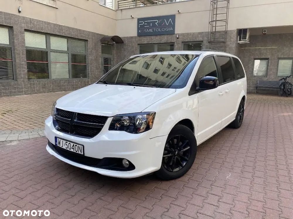 Dodge Grand Caravan 3.6 R/T - 1