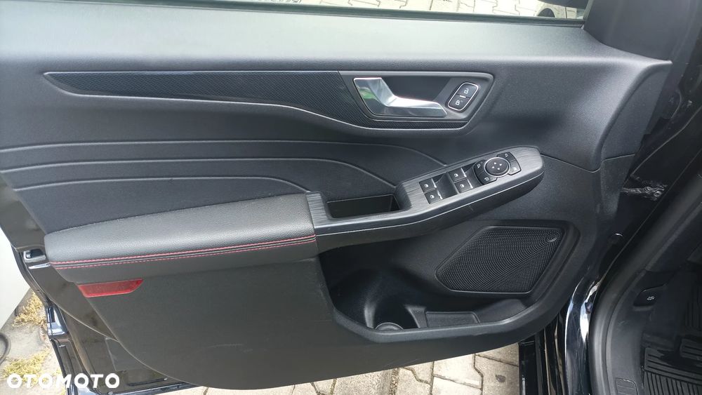 Ford Kuga 2.0 EcoBlue AWD ST-Line X - 19
