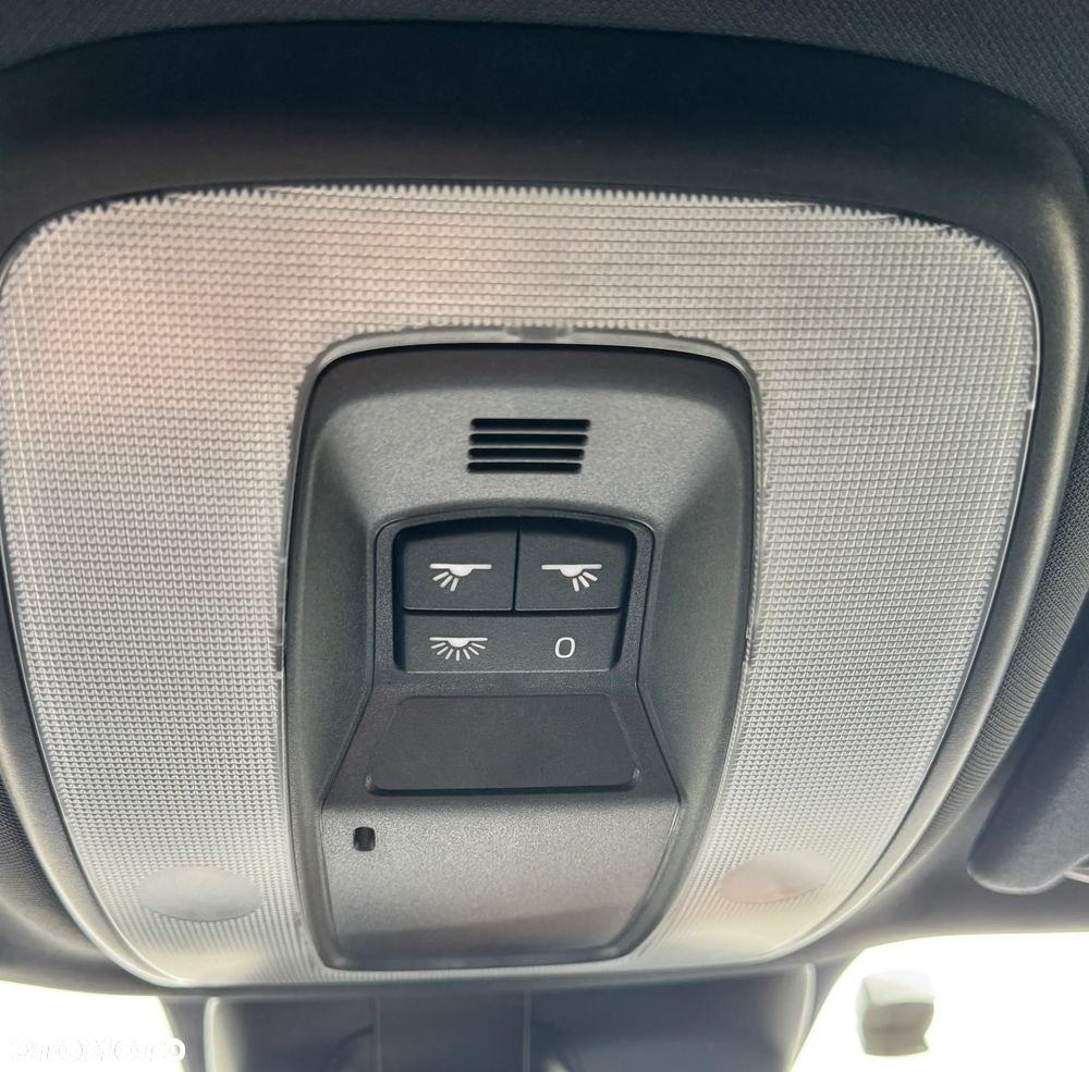 Volvo XC 60 D3 Geartronic Momentum - 27