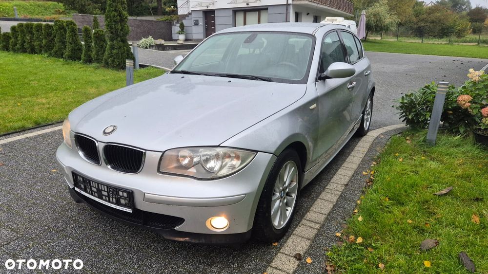 BMW 118D 2006 photo 3
