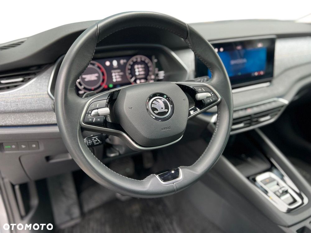 Skoda Octavia 2.0 TDI Selection DSG - 12