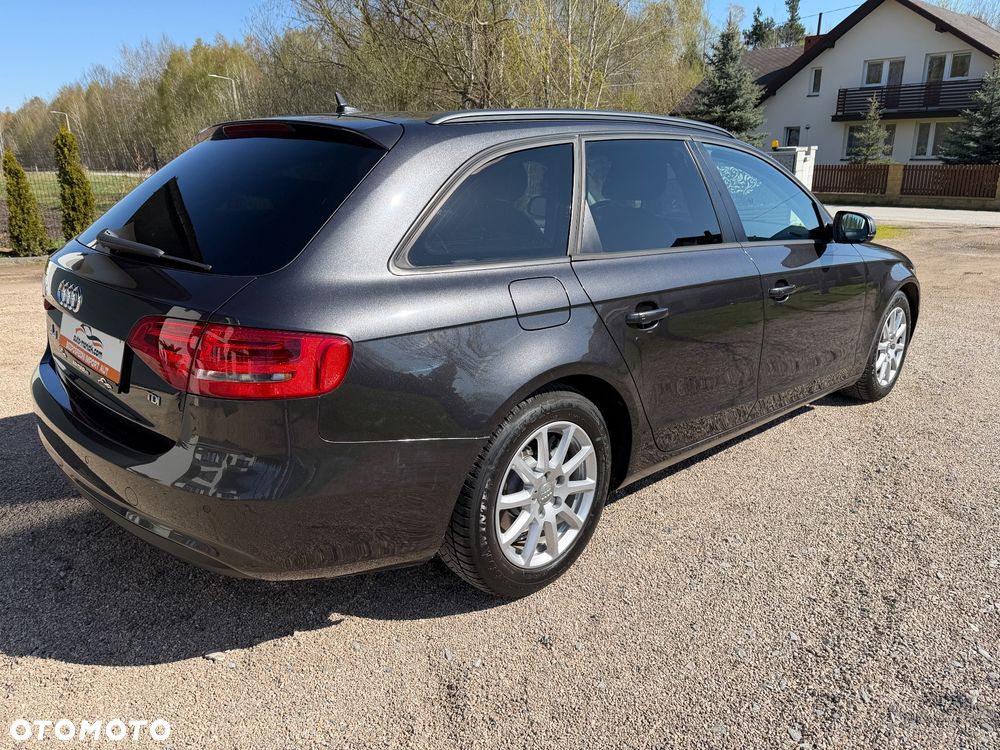 Audi A4 Avant 2.0 TDI ultra DPF Attraction - 13