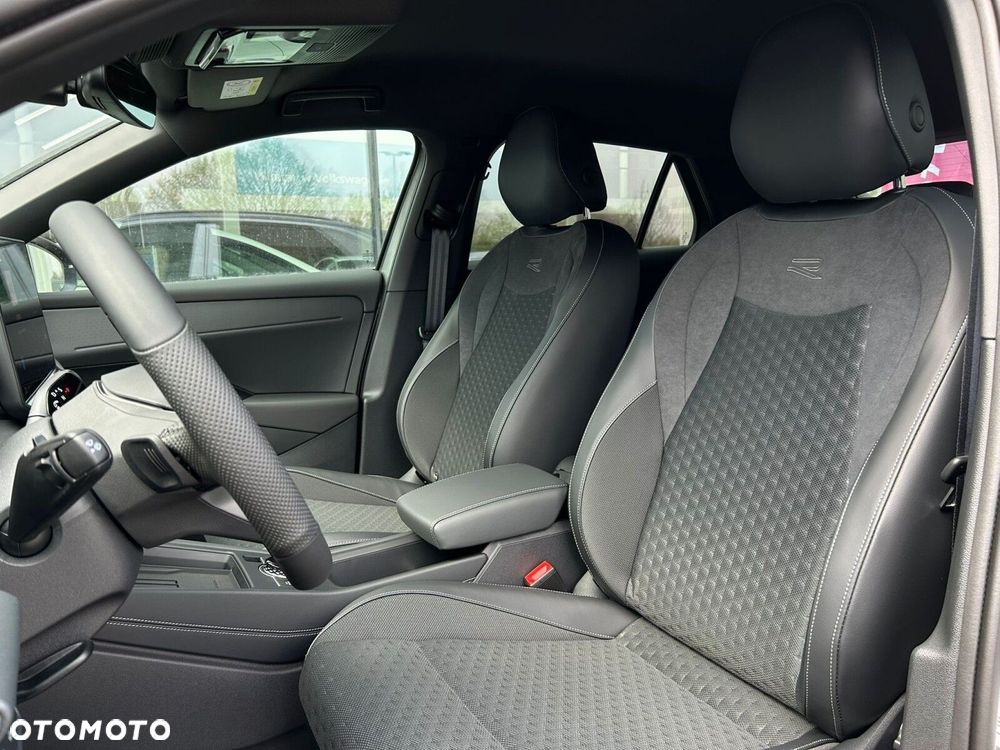 Volkswagen T-Roc - 6